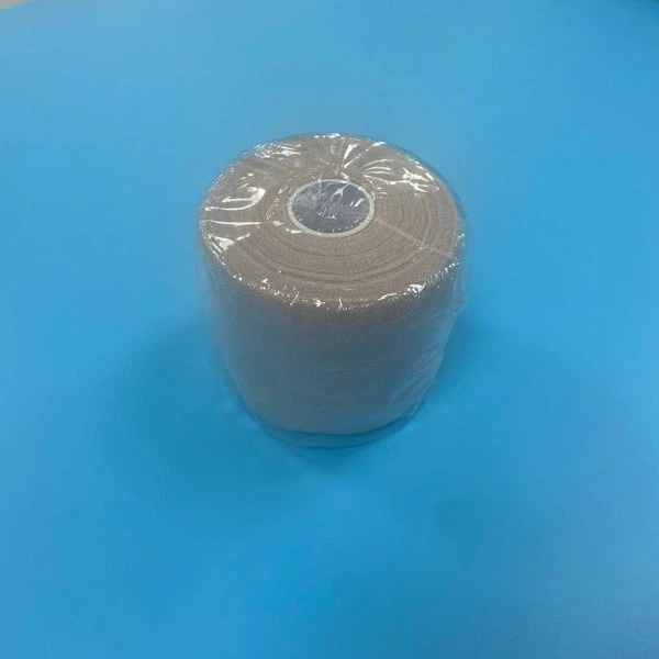 Thin cohesive fixation bandage Thin cohesive fixation bandage